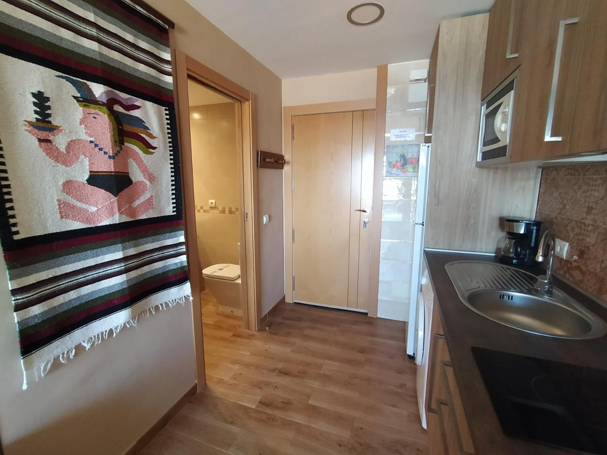 "Vive Benal Beach" Estudio 2501, Vistas Al Mar Y Parque Acuatico Бенальмадена Экстерьер фото